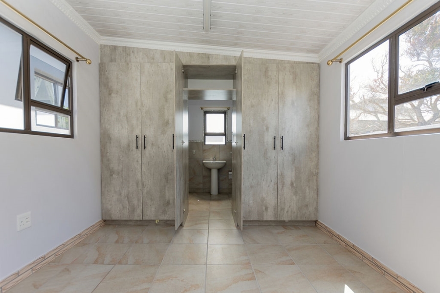 3 Bedroom Property for Sale in Country Club Western Cape